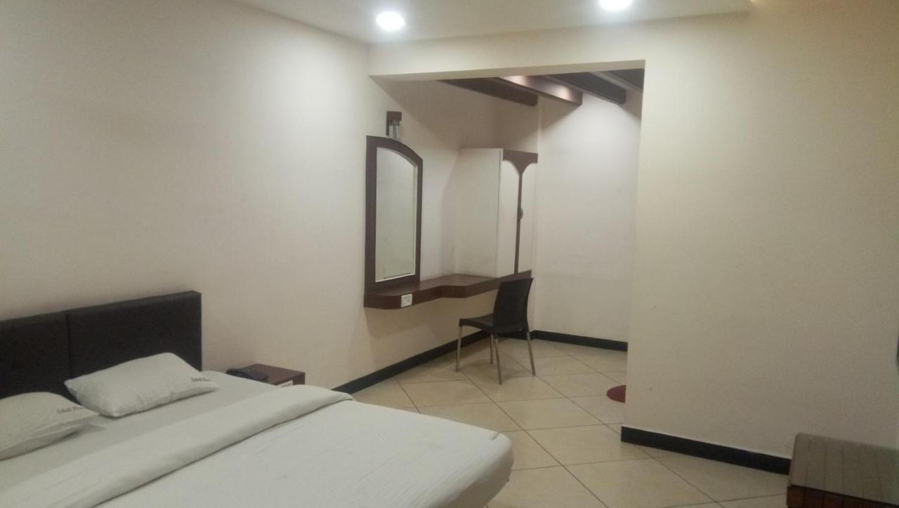 Hotel Ashok Bhavan à Madurai Extérieur photo