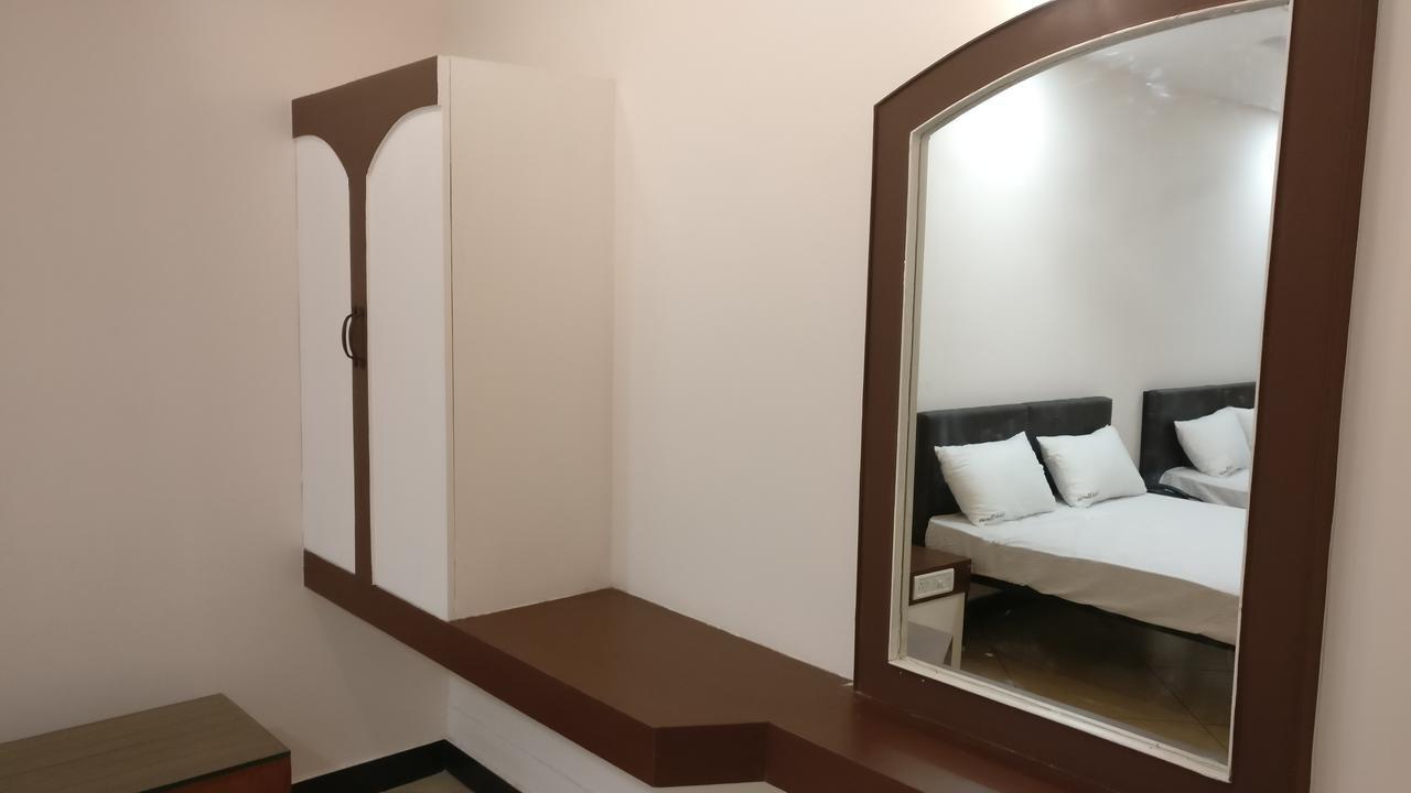Hotel Ashok Bhavan à Madurai Extérieur photo